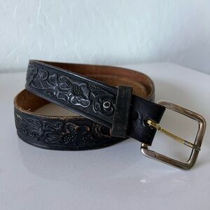 Vintage Chambers Unisex Black Western Style Tooled Leather Belt